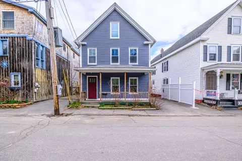 647 Middle St, Bath, ME 04530