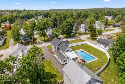 37 Spring St, Dover Foxcroft, ME 04426
