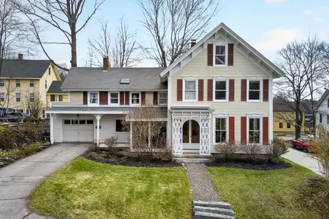 19 Union St, Hallowell, ME 04347