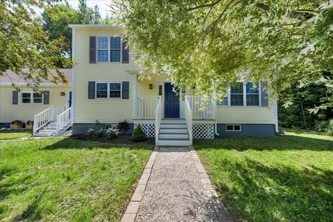 153 Cedar St, Belfast, ME 04915