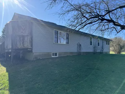 92 Bassett Rd, Winslow, ME 04901