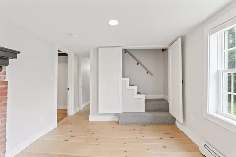 Entry Way - 107 Berwick Rd, Berwick, ME 03901 photo 9 of 11