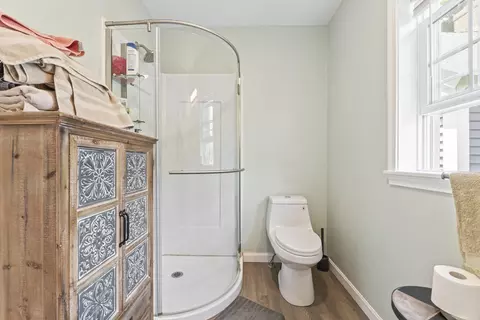 Bath - 107 Berwick Rd, Berwick, ME 03901 photo 5 of 6
