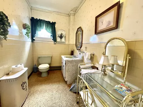 Bath - 224 Central St, Millinocket, ME 04462 photo 2 of 3