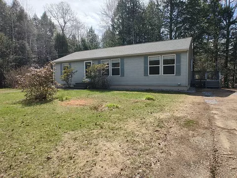 273 Old Portland Rd, Brunswick, ME 04011