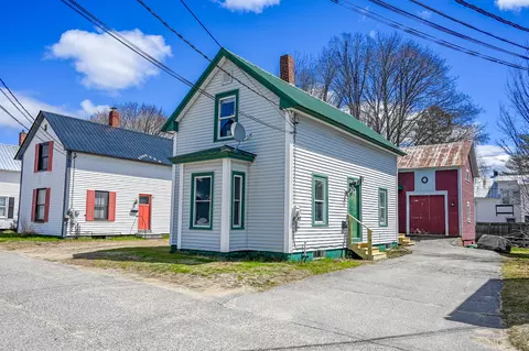 5 Hazen St, Norway, ME 04268