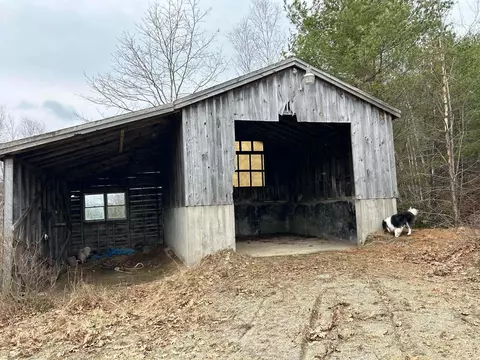 150 Post Office Rd, Westport Island, ME 04578