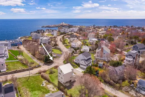154 Cycad Ave, York, ME 03909