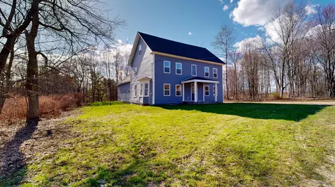 238 N Parish Rd, Turner, ME 04282
