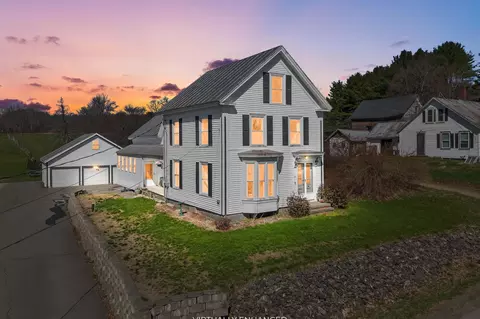 28 Easy St, Canaan, ME 04924