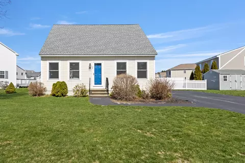 32 Wagner Farm Rd, Gorham, ME 04038