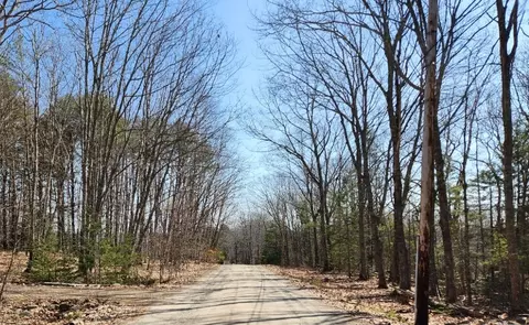 24 Palmer Hill Rd, Nobleboro, ME 04555
