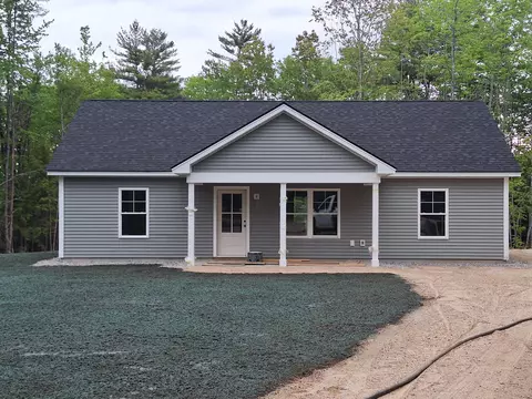 177 Wildwood Rd, Bridgton, ME 04009