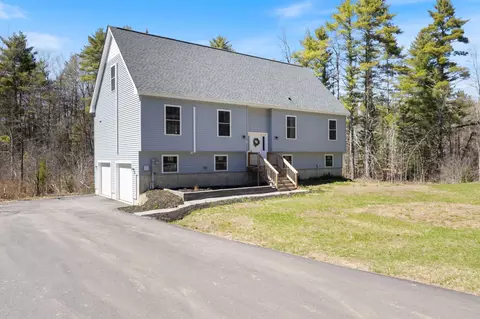 2 Cew St, Scarborough, ME 04074