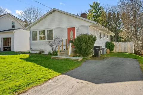 11 Westland St, Bangor, ME 04401