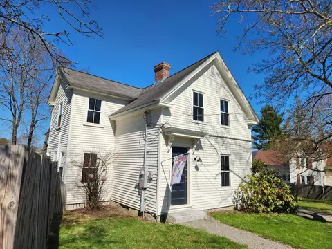 399 Buck St, Bangor, ME 04401