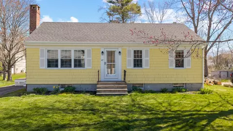 47 Hennessy Dr, Portland, ME 04103
