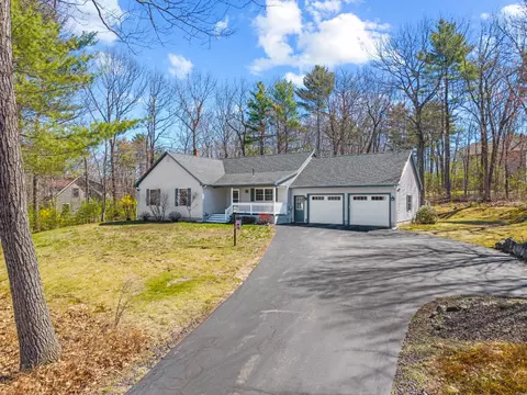 33 Ambrose Cir, Gray, ME 04039