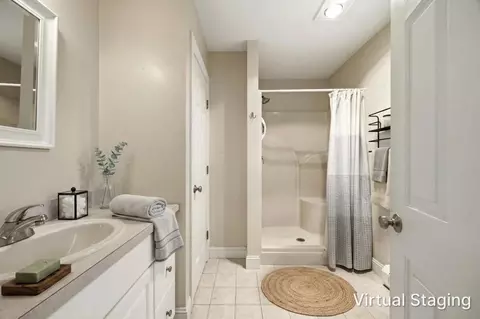 Bath - 33 Ambrose Cir, Gray, ME 04039 photo 3 of 3