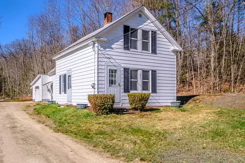 605 Hebron Rd, Paris, ME 04281