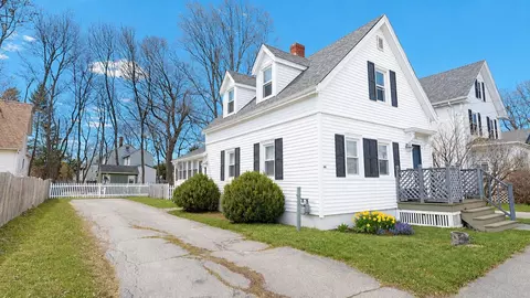 232 Grove St, Bangor, ME 04401