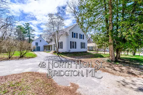 42 N High St, Bridgton, ME 04009