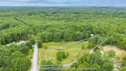 68 Sky Dr, Windham, ME 04062 photo 2