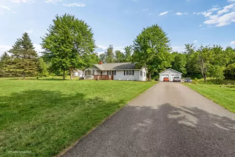 272 Enfield Rd, Lincoln, ME 04457