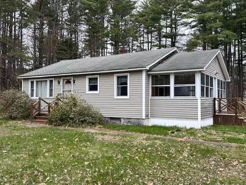 82 Jenkins Rd, Saco, ME 04072