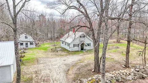 751 West Rd, Belgrade, ME 04917