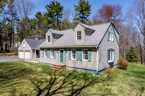 7 Fayview Ln, North Yarmouth, ME 04097