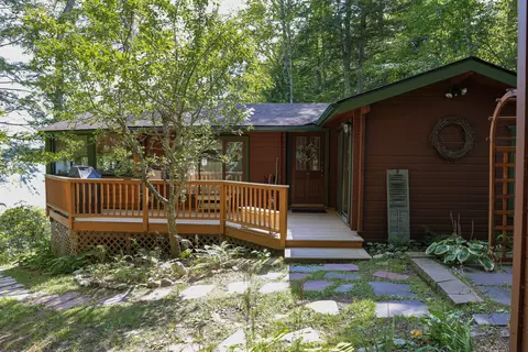 4 Fellows Farm Rd S, Fayette, ME 04349