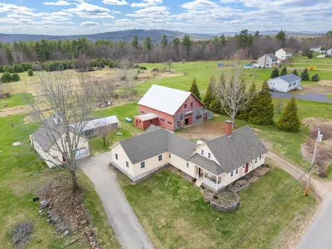662 Center Rd, Lebanon, ME 04027