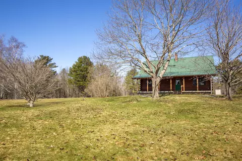 Exterior - 33 Lawrence Rd, Dresden, ME 04342 photo 2 of 6