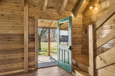 Entry Way - 33 Lawrence Rd, Dresden, ME 04342 photo 1 of 2