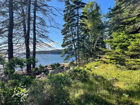 56 Jordan Harbor Rd, Winter Harbor, ME 04693