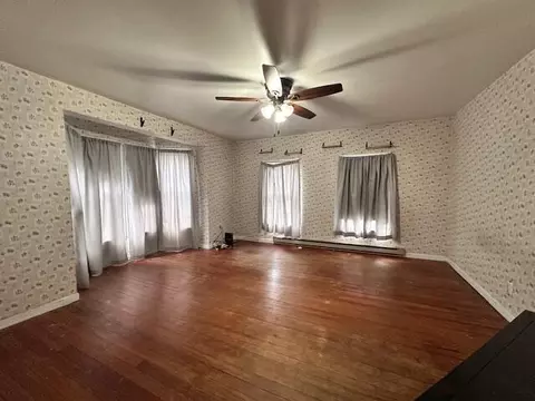 Living - 39 Payne St, Springvale, ME 04083 photo 2 of 2