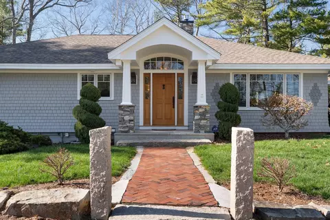 3 Pine Is, York, ME 03909