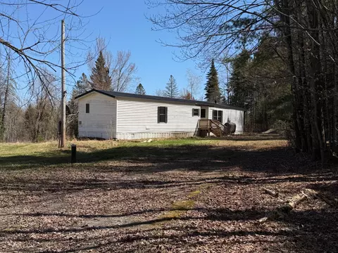 137 Bridge Rd, Cambridge, ME 04923