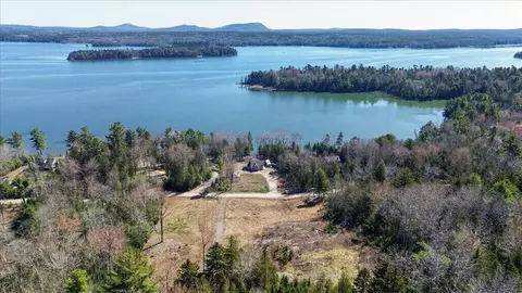 98 99 Landing Rd S, Hancock, ME 04640