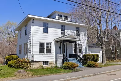 396 Ocean Ave, Portland, ME 04103