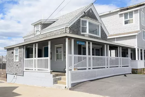 341 Webhannet Dr, Wells, ME 04090