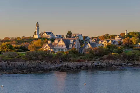 19 Cunner Ln, Cape Elizabeth, ME 04107