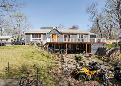 35 Fort Hill Ave, Old Orchard Beach, ME 04064