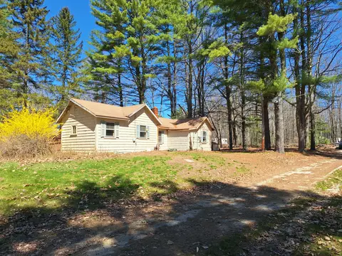 474 Whites Bridge Rd, Standish, ME 04084