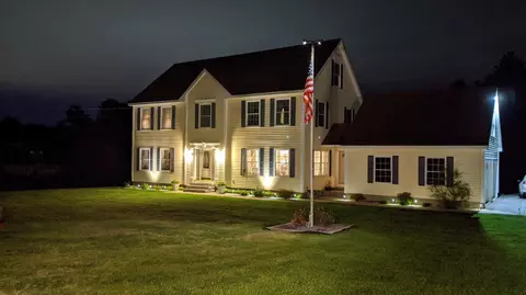 Exterior - 117 Mclellan Rd, Gorham, ME 04038 photo 8 of 11