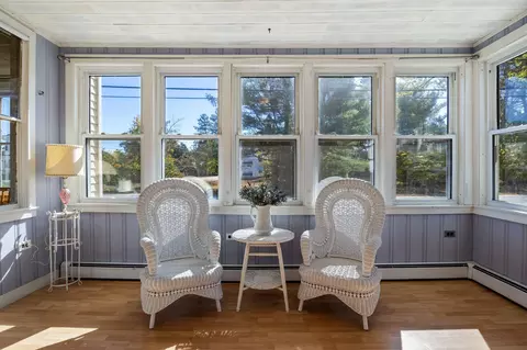 32 Summer St, Porter, ME 04068