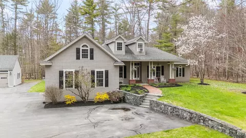 23 Casselton Rd, Raymond, ME 04071
