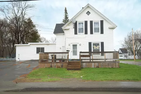 398 Brunswick St, Old Town, ME 04468
