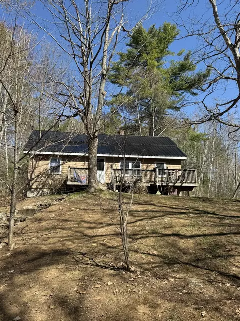 11 Whittier Ln, Casco, ME 04015